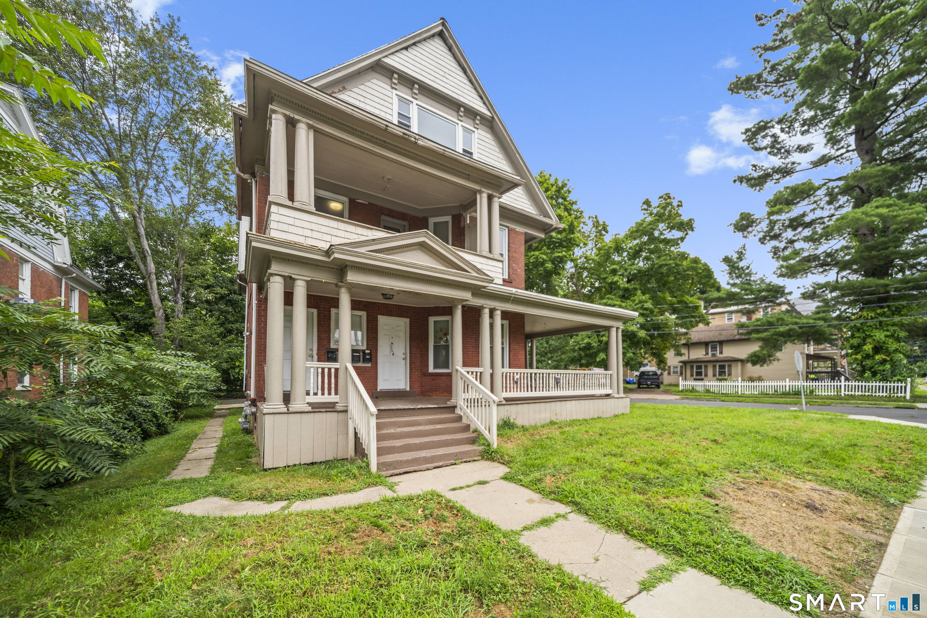 483 Edgewood Street Hartford CT 06112