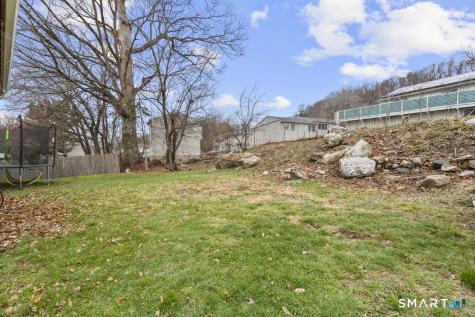 15 Spread Oak Lane Waterbury CT 06704