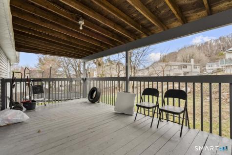 15 Spread Oak Lane Waterbury CT 06704