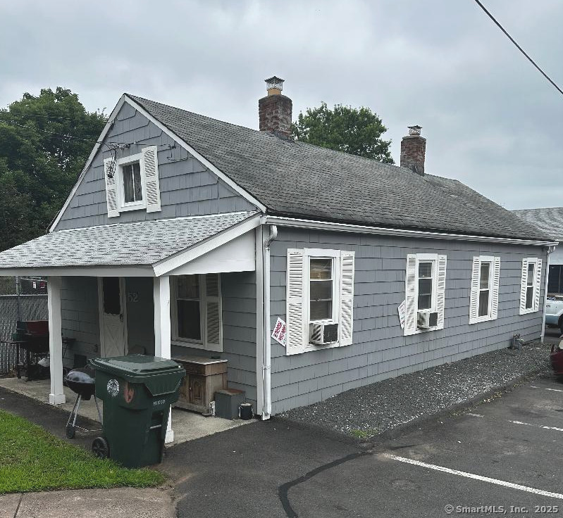 52 Burnside Avenue East Hartford CT 06108