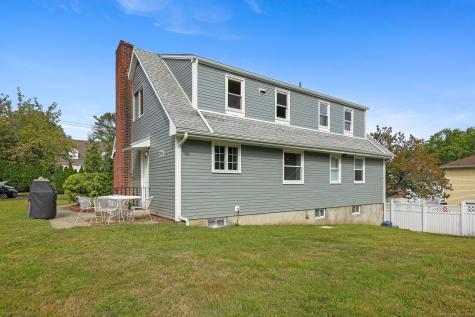 8 Reynolds Place Greenwich CT 06831