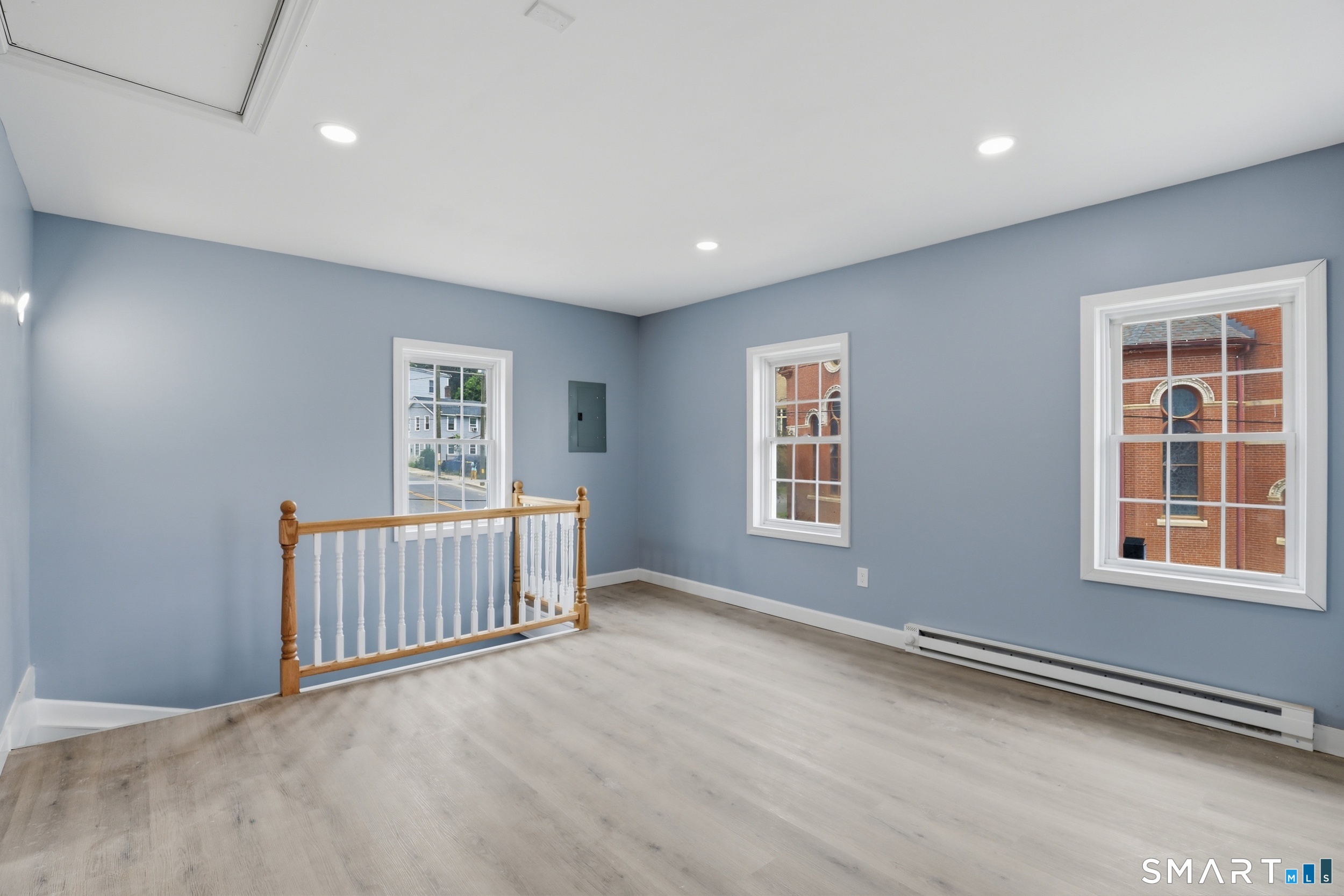 33 Congress Avenue Waterbury CT 06708