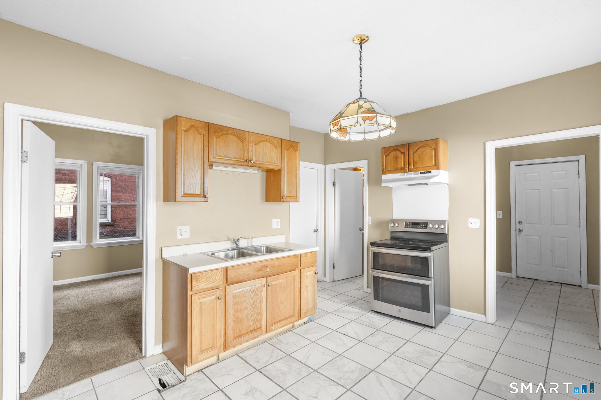 40 Bond Street Hartford CT 06114