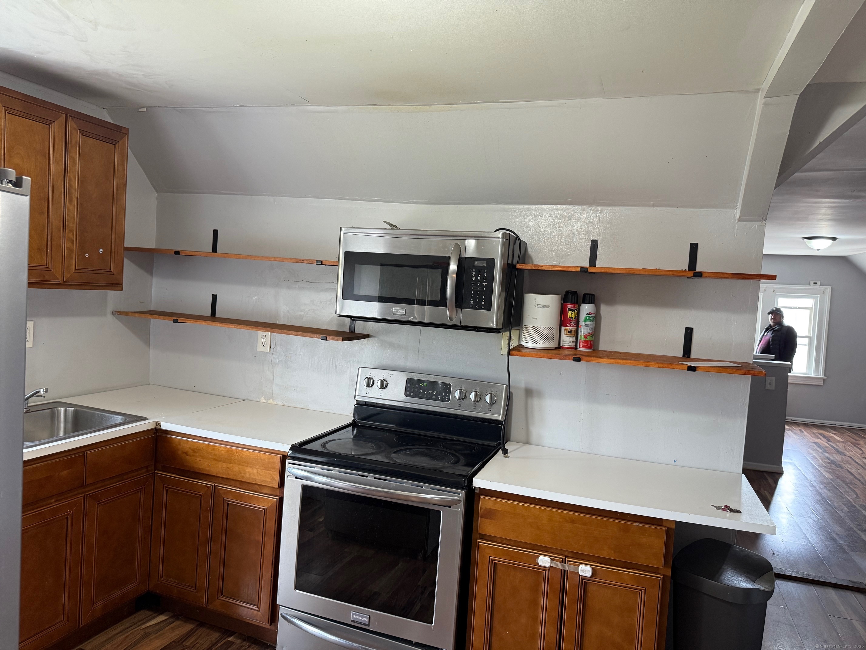643 Newfield Avenue Bridgeport CT 06607
