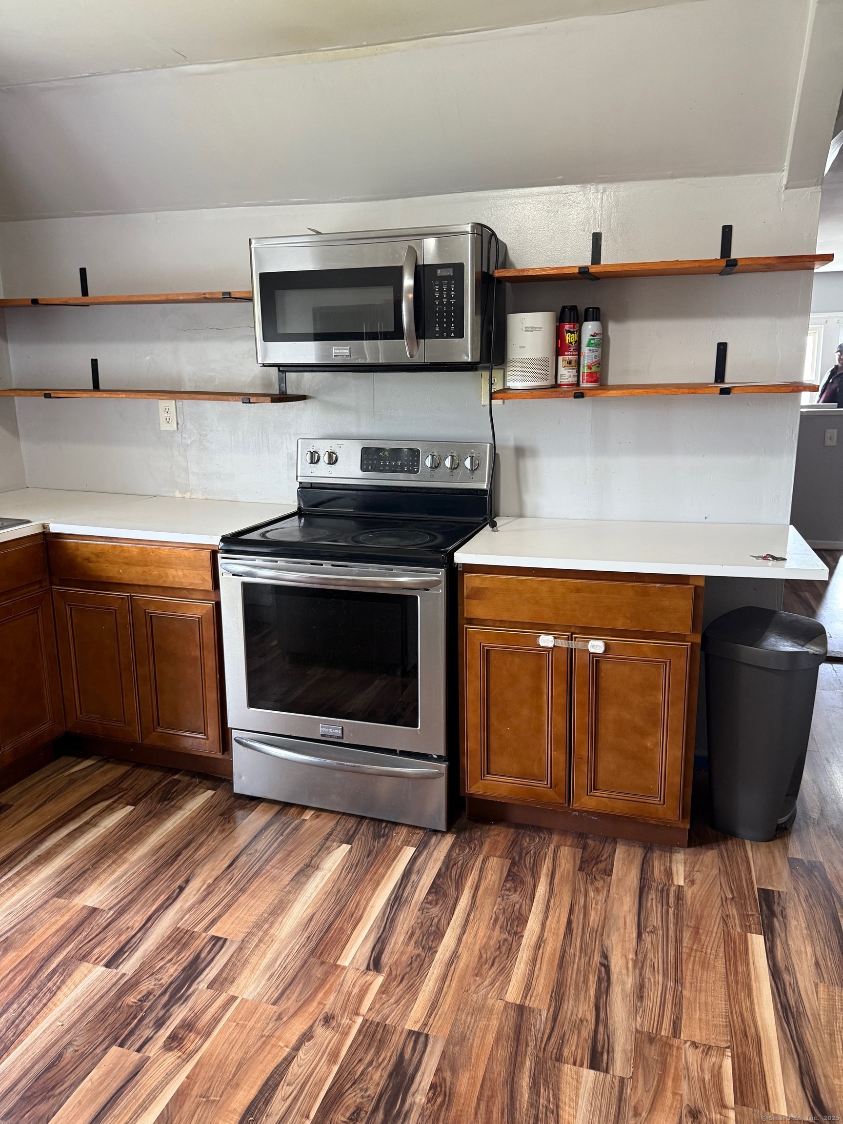 643 Newfield Avenue Bridgeport CT 06607