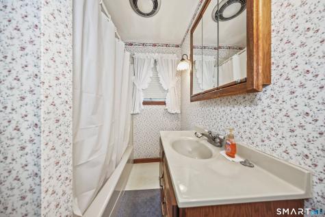 917 Cooke Street Waterbury CT 06704