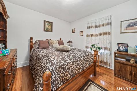 917 Cooke Street Waterbury CT 06704