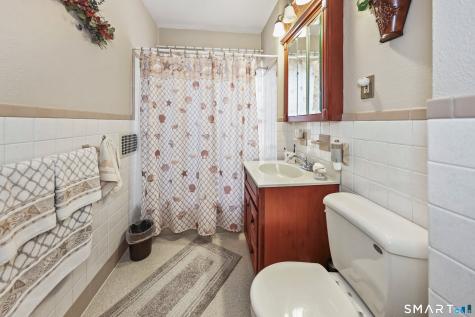 917 Cooke Street Waterbury CT 06704