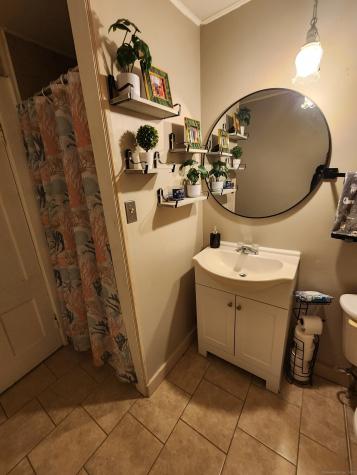 72 Willetts Avenue New London CT 06320