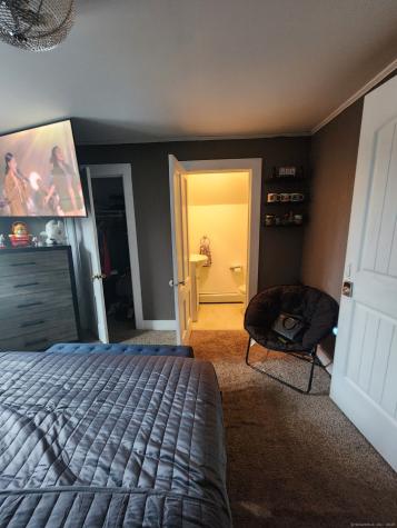 72 Willetts Avenue New London CT 06320