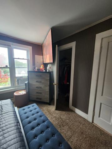 72 Willetts Avenue New London CT 06320