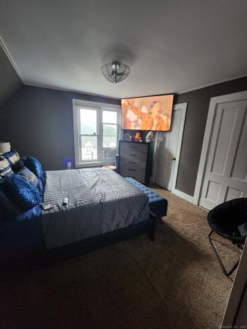 72 Willetts Avenue New London CT 06320