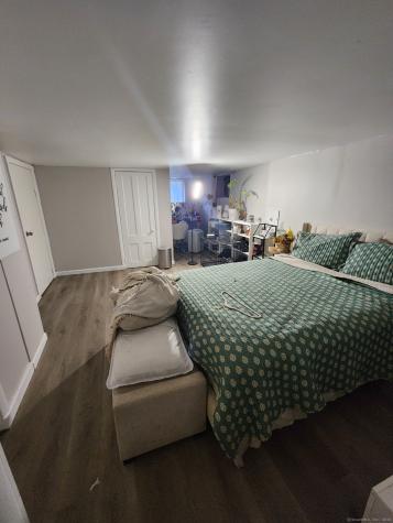 72 Willetts Avenue New London CT 06320