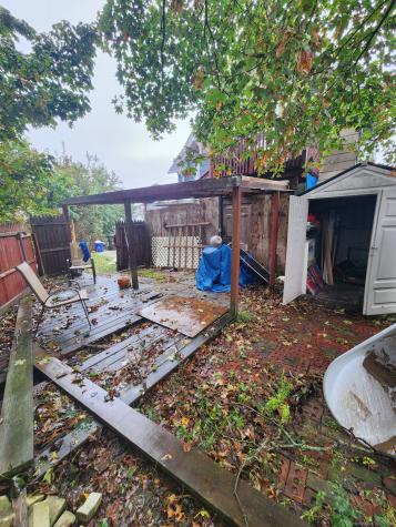 72 Willetts Avenue New London CT 06320