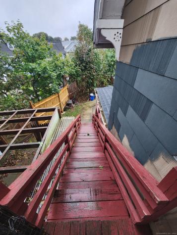 72 Willetts Avenue New London CT 06320