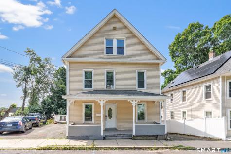 17 Sarsfield Street Waterbury CT 06704