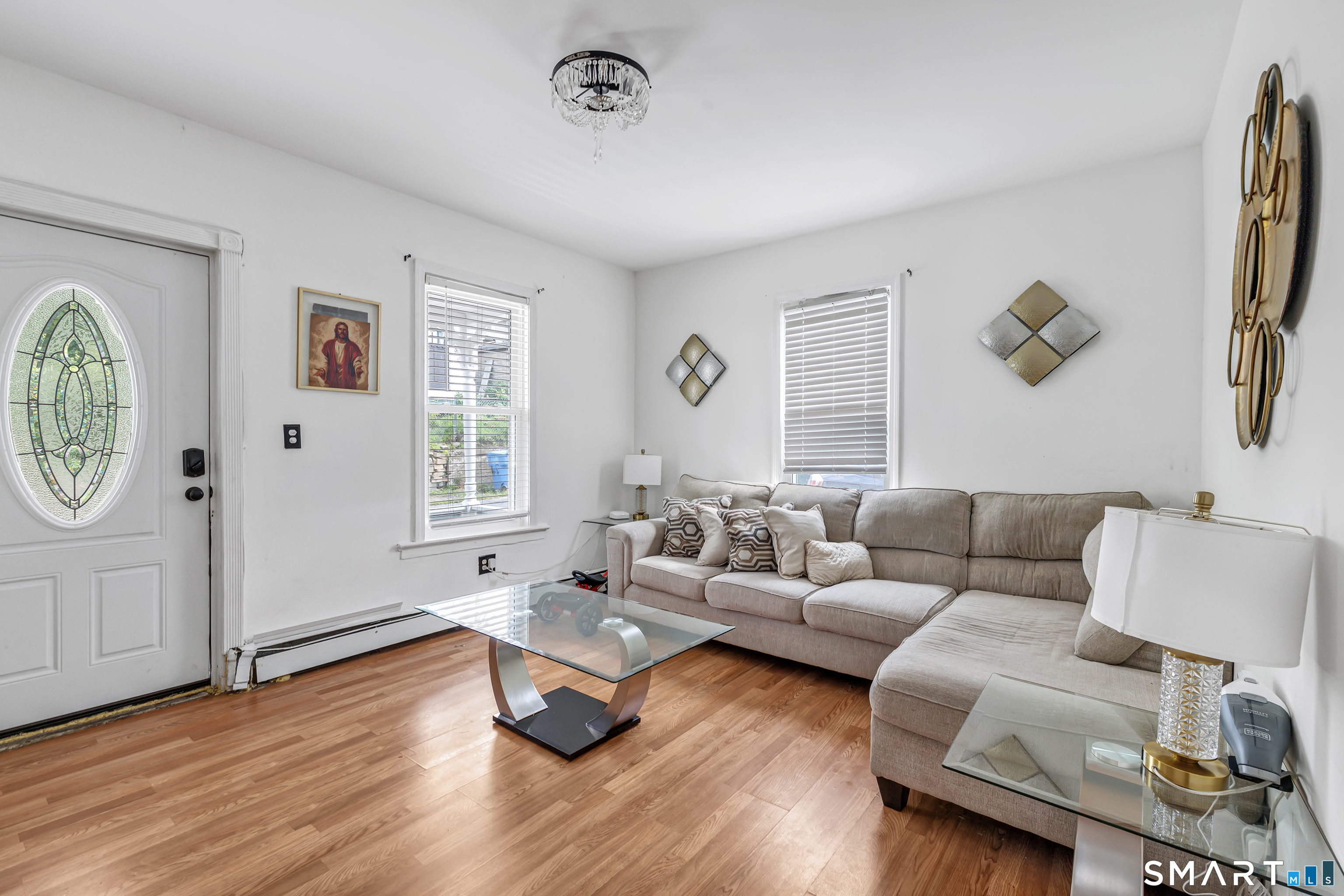 17 Sarsfield Street Waterbury CT 06704