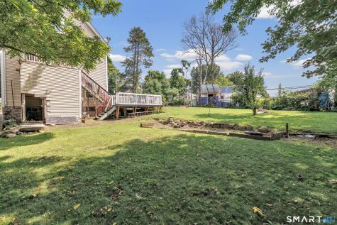 17 Sarsfield Street Waterbury CT 06704