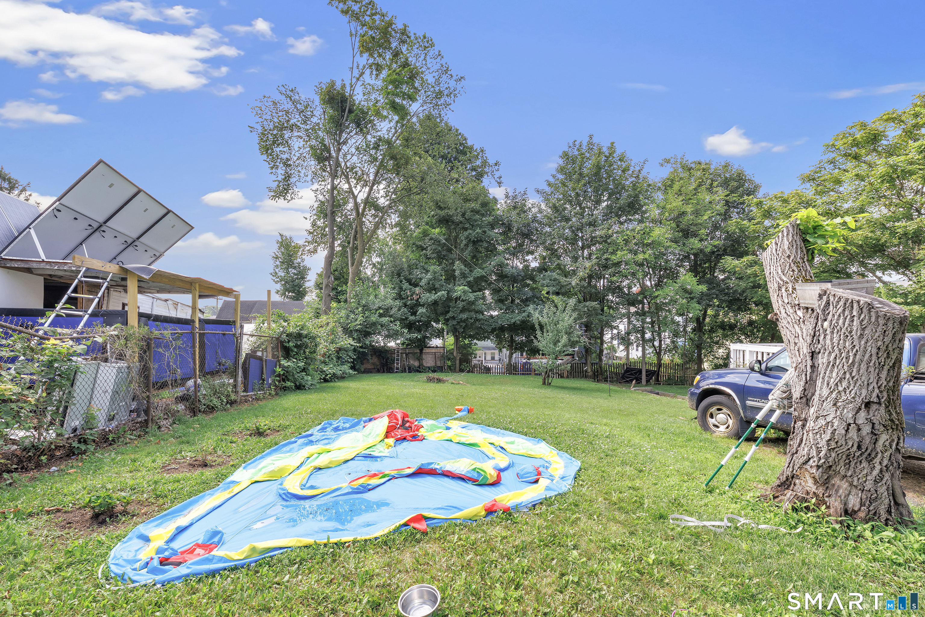 17 Sarsfield Street Waterbury CT 06704
