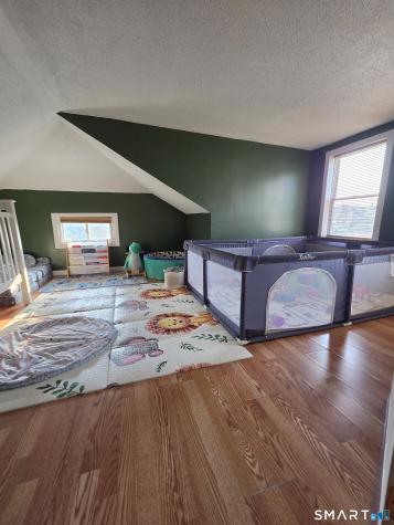83 High Street Naugatuck CT 06770