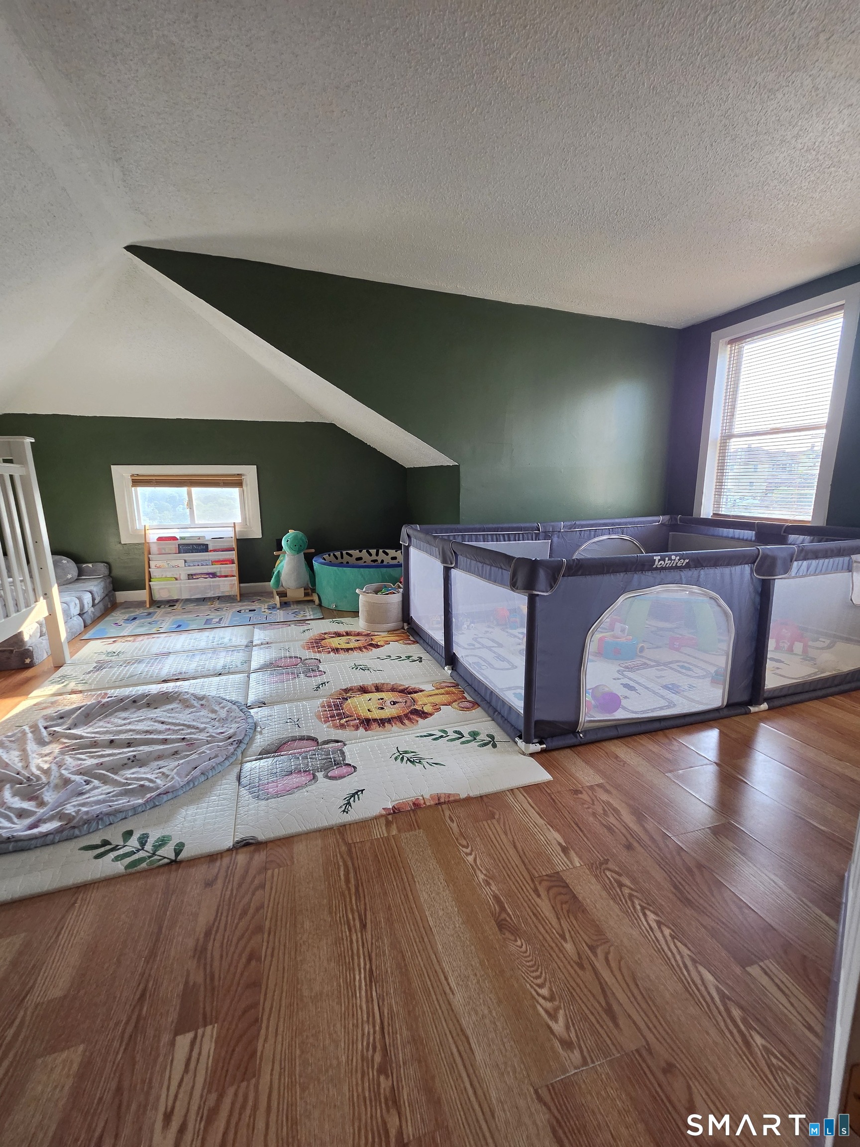 83 High Street Naugatuck CT 06770
