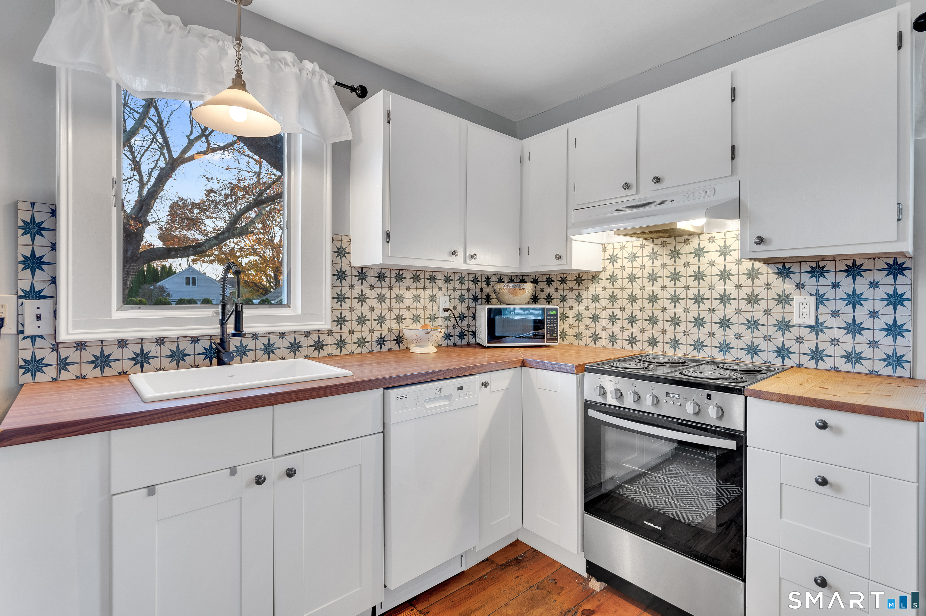109 Salt Island Road Westbrook CT 06498