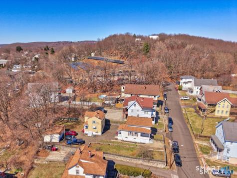 14 Washington Street Naugatuck CT 06770