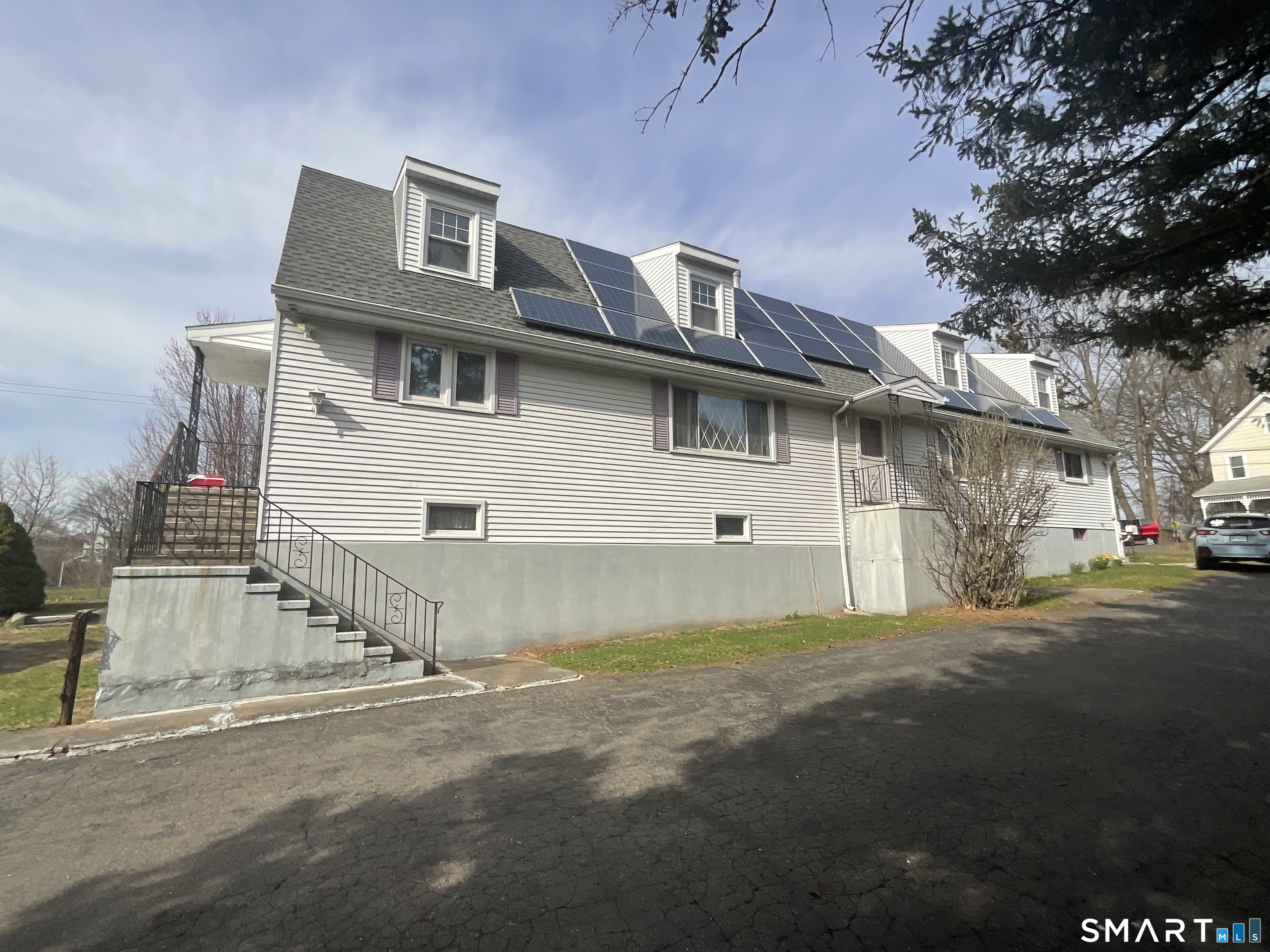 64 Gladden Street New Britain CT 06051