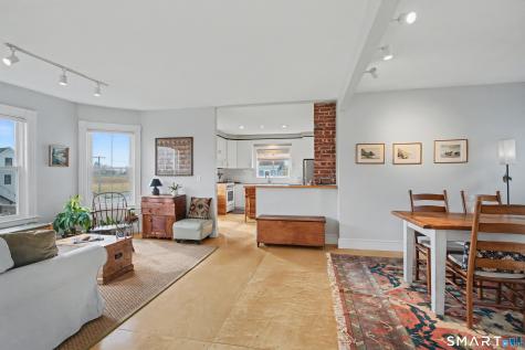 9 Oak Drive Stonington CT 06378