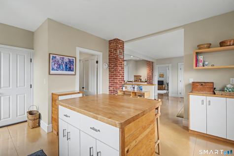 9 Oak Drive Stonington CT 06378