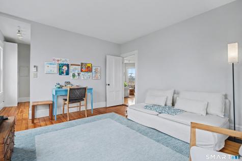 9 Oak Drive Stonington CT 06378