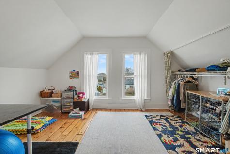 9 Oak Drive Stonington CT 06378