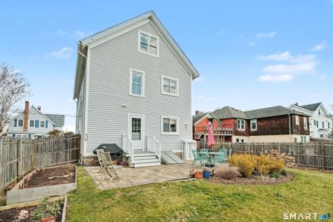 9 Oak Drive Stonington CT 06378