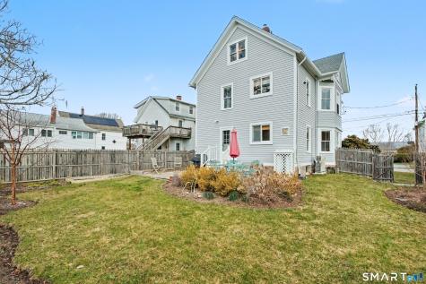 9 Oak Drive Stonington CT 06378