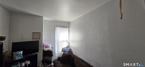 15 Platt Avenue Norwich CT 06360