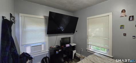 15 Platt Avenue Norwich CT 06360