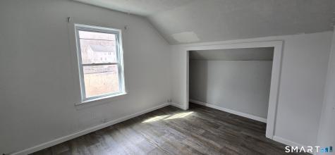 15 Platt Avenue Norwich CT 06360