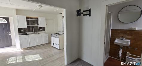 15 Platt Avenue Norwich CT 06360