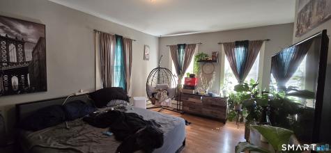 15 Platt Avenue Norwich CT 06360