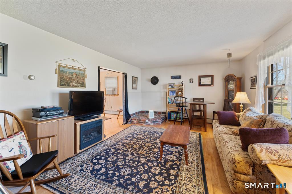 41 Margaret Henry Road Killingly CT 06239