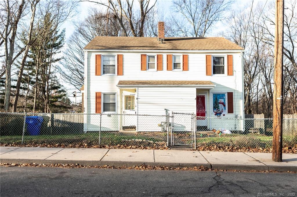 62-64 Woodlawn Circle East Hartford CT 06108
