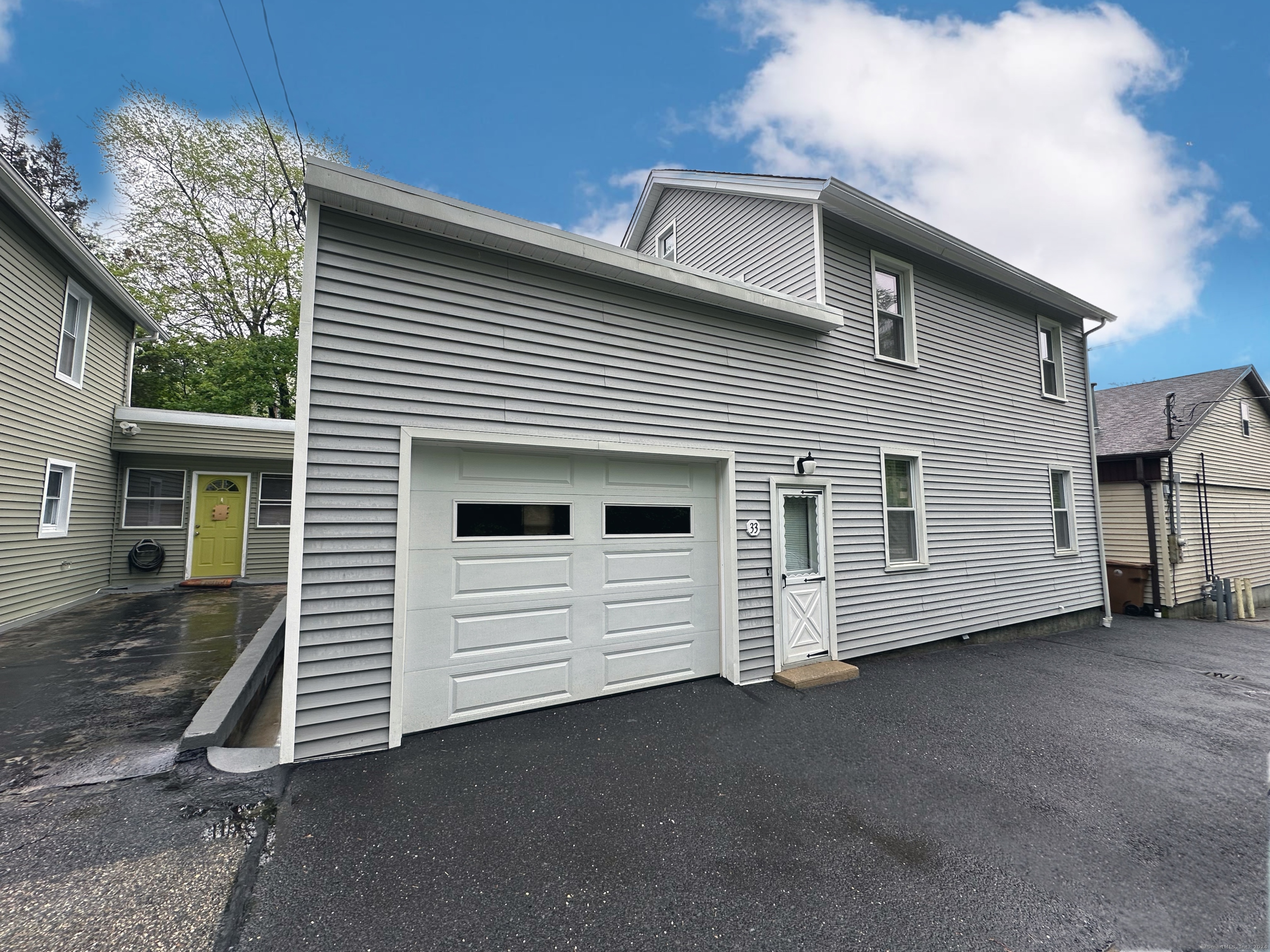 31-33 Long Hill Avenue Shelton CT 06484