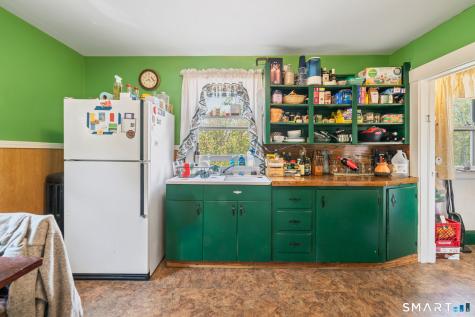 18 Maple Street Plymouth CT 06786