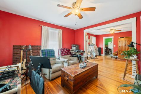 18 Maple Street Plymouth CT 06786