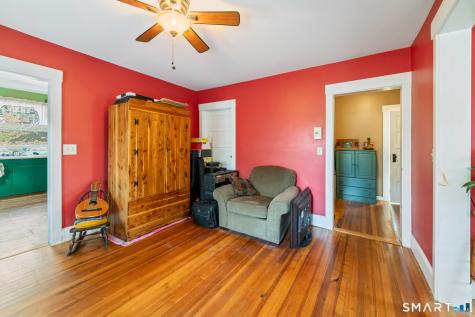 18 Maple Street Plymouth CT 06786