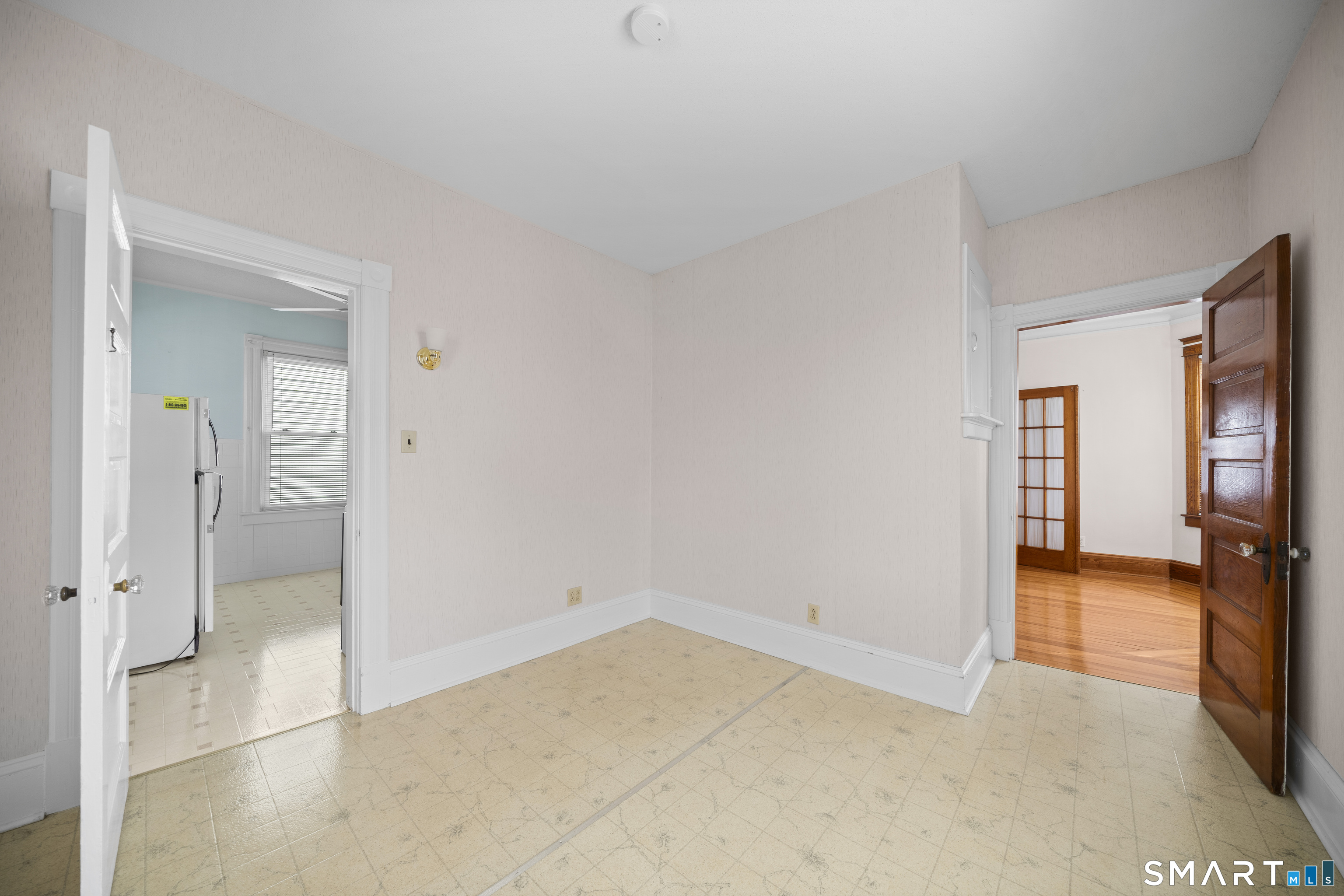 27 Park Avenue Enfield CT 06082