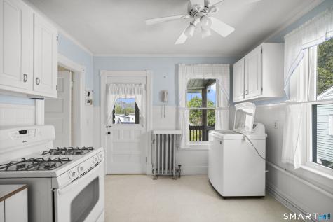 27 Park Avenue Enfield CT 06082