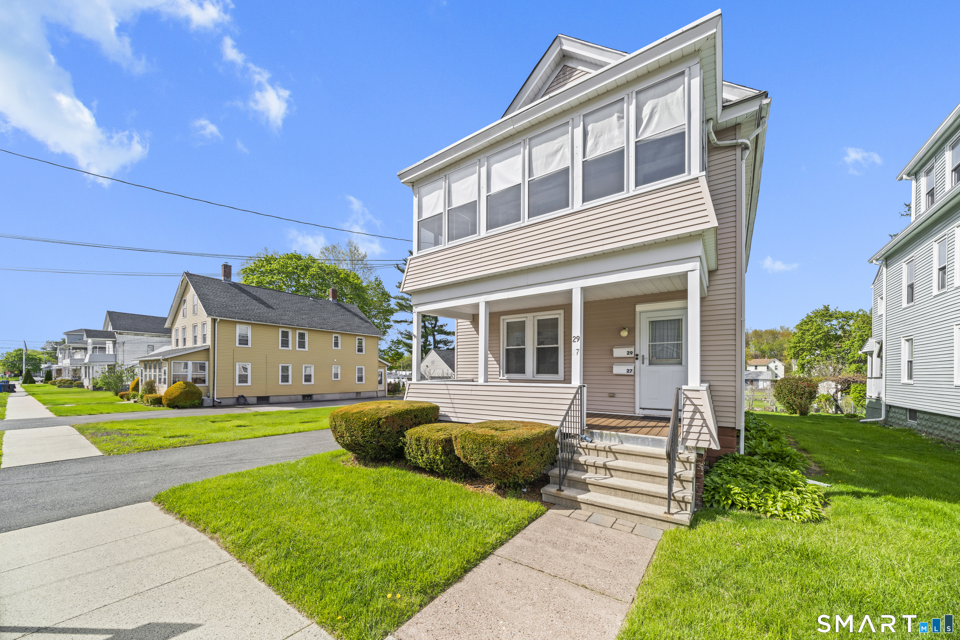 27 Park Avenue Enfield CT 06082