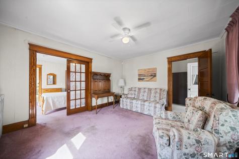 27 Park Avenue Enfield CT 06082