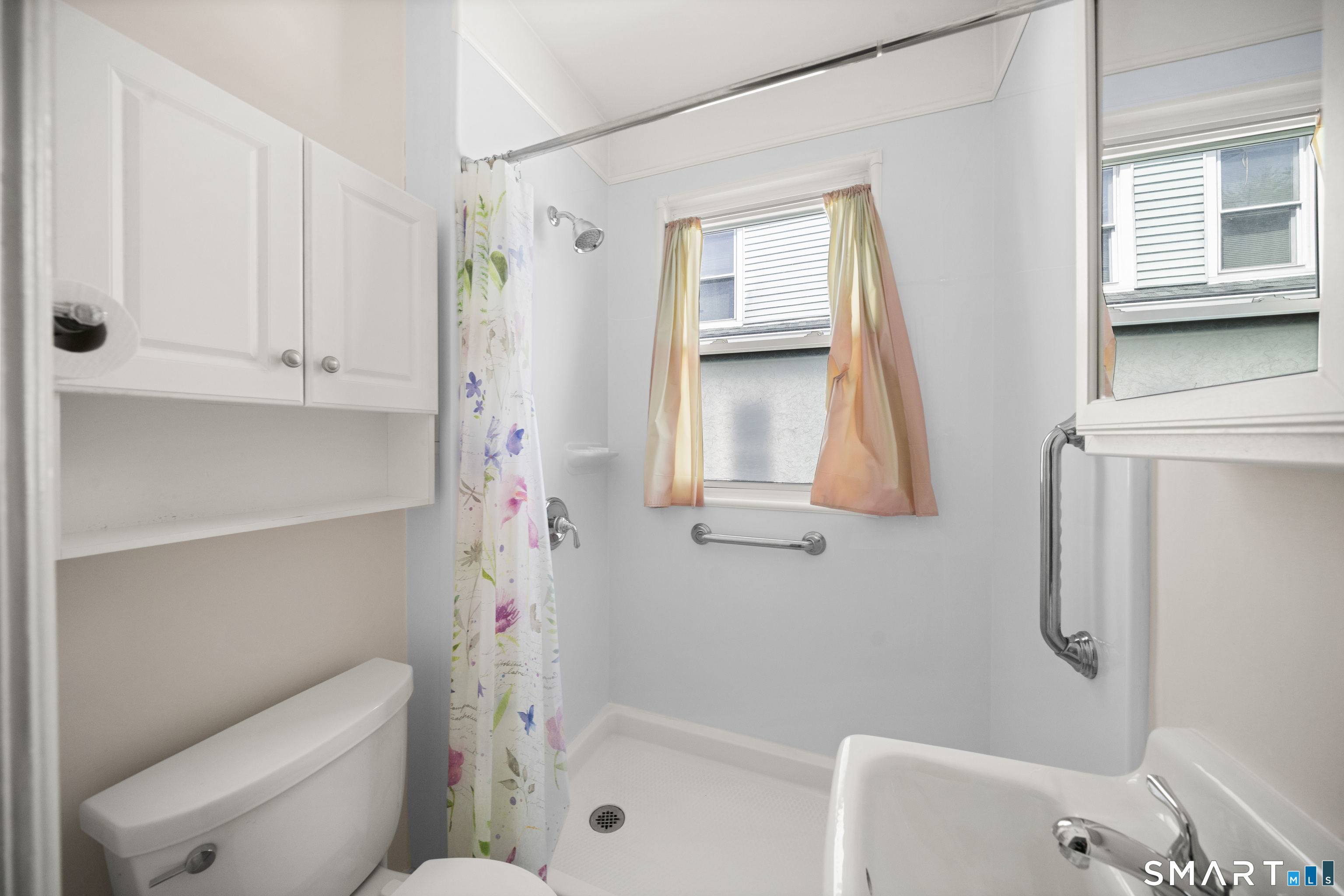27 Park Avenue Enfield CT 06082